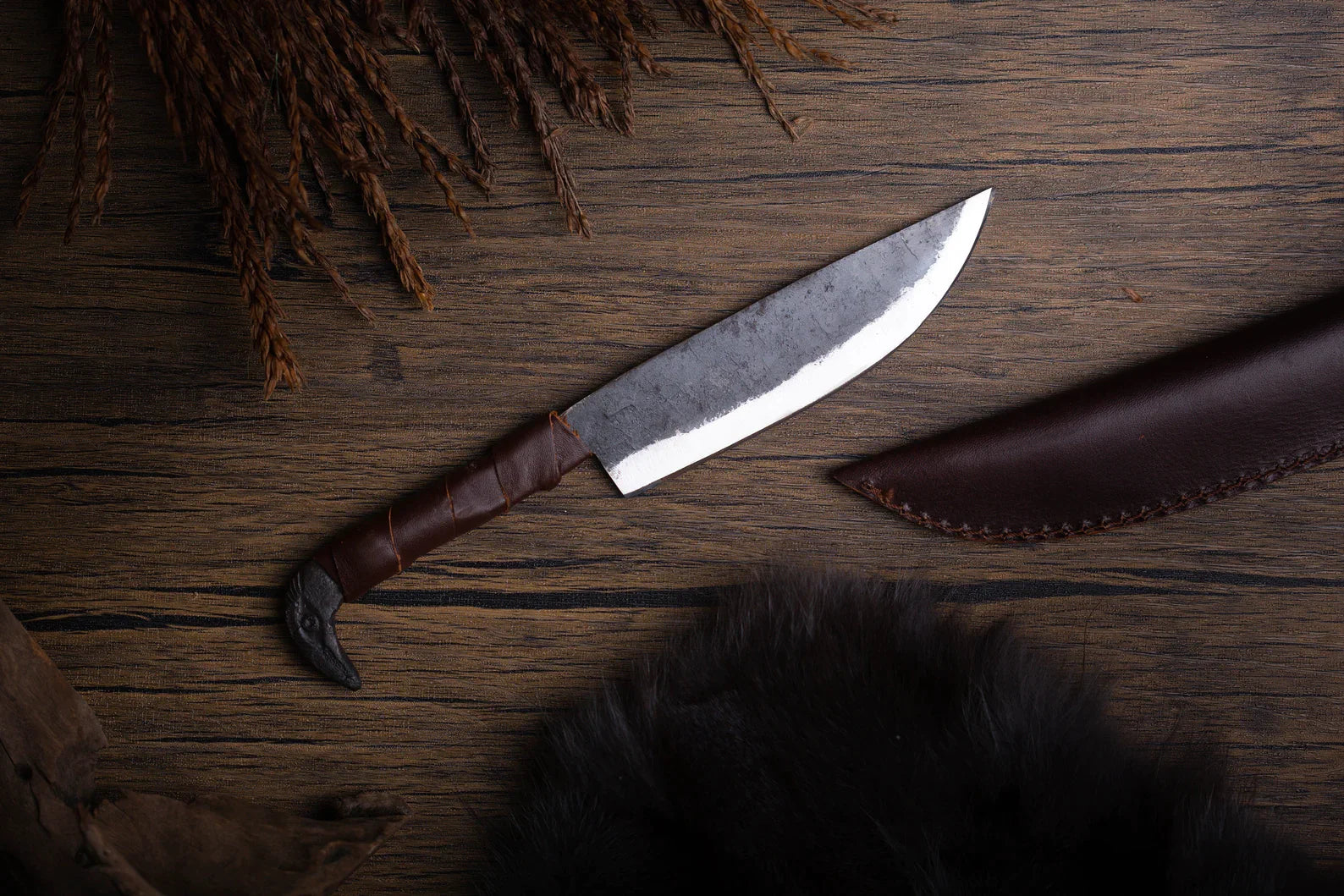 Raven head knife