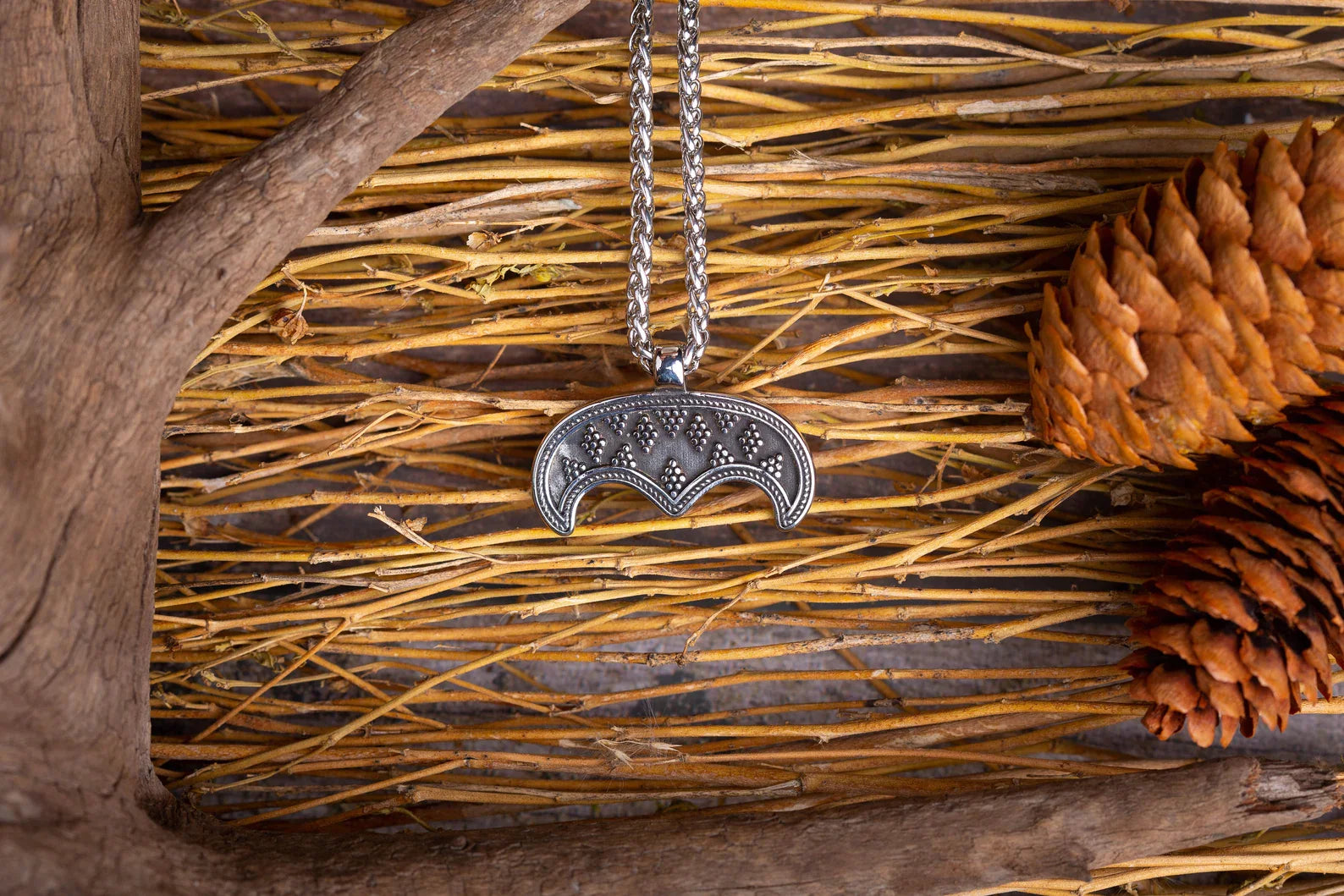 Slavic Lunula necklace • 5-7 days delivery guarantee
