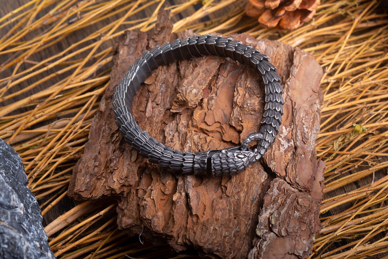 Jormungandr bracelet