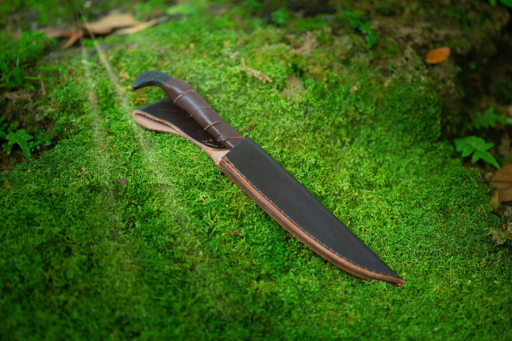 Medieval raven knife