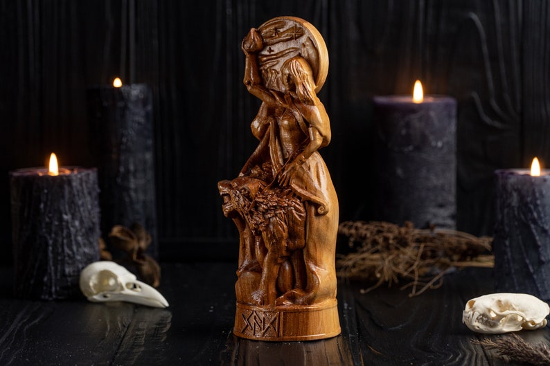 Handmade skadi figurine