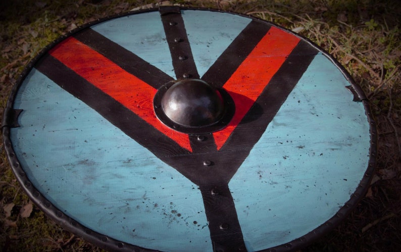 Round lagetha shield