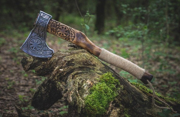 Viking axe - OAK - Valhallaworld