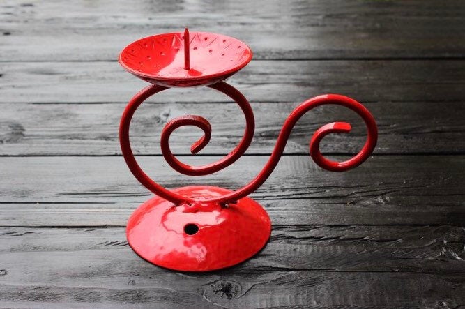 Small red candlestick - Valhallaworld