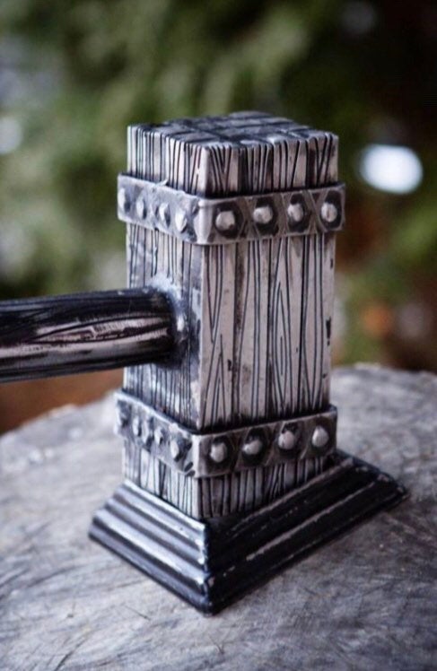 Forging viking hammer