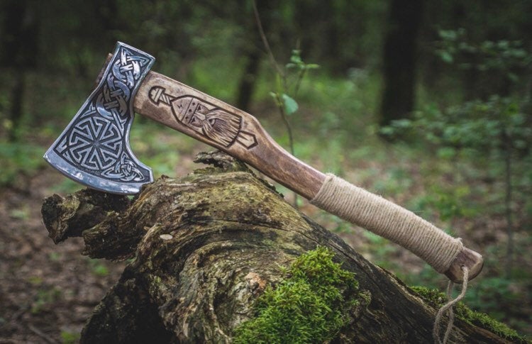 Norse axe Perun, Custom Slavic axe, Hand forged axe – Valhallaworld